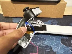 BVlFsDr4Hu2KvUuH