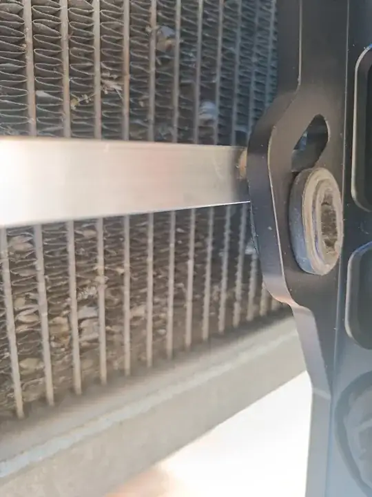 Extra rubber bobbins that I found laying around - probably from the AC condenser I took out ages ago