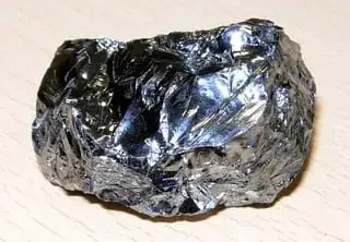silicon crystal that looks bright and shiny
