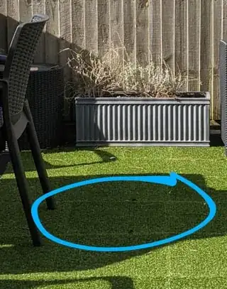 sharp shadow when sun is out