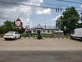 Church and town hall in Corbii Mari
