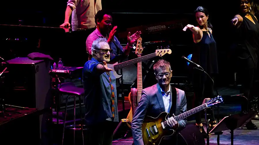 Steely Dan With The Doobie Brothers - The O2 - Sunday 29th October 2017 SteelyDanO2291017-26 (38016645772).jpg