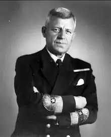 Rear admiral Oscar Krokstedt with old sleeve insignia for a rear admiral (1878–1972)